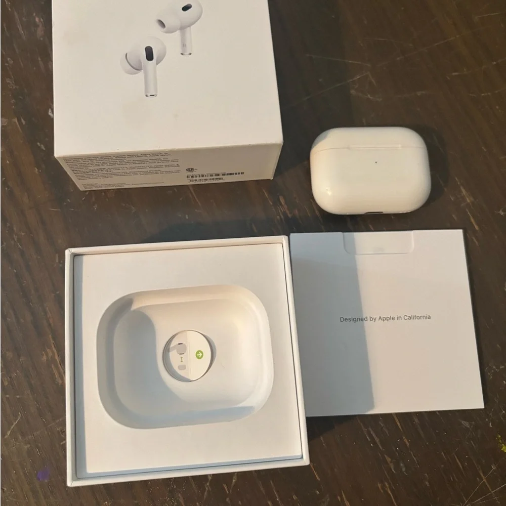 Apple White Wireless Earphones